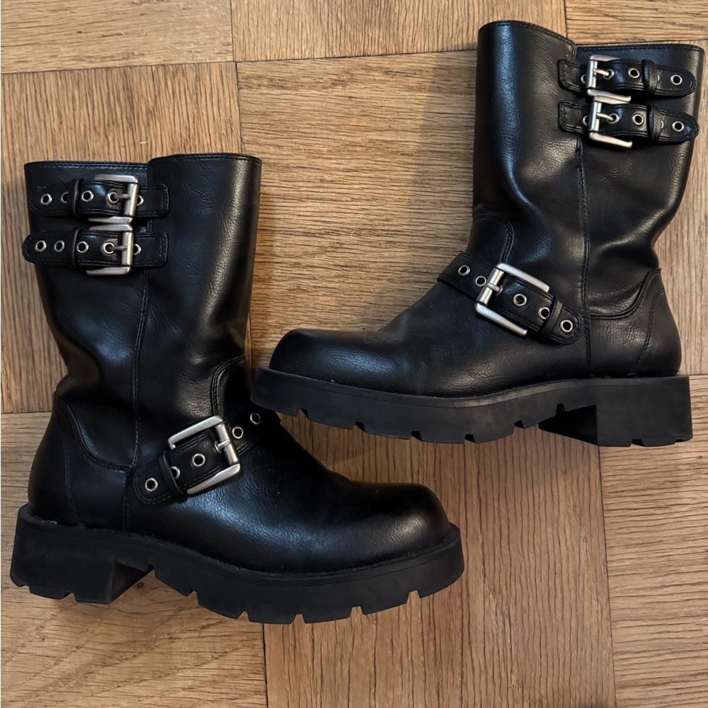 ZARA Black Biker Boot